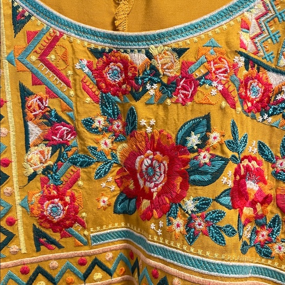 Savanna Jane Multicolor Embroidered Blouse - Picture 2 of 4